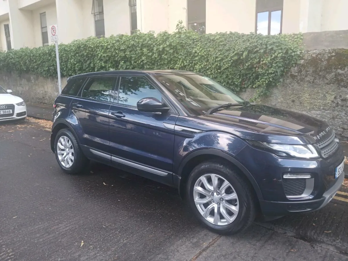 2015 RANGE ROVER EVOQUE NCT AND TAXED - Image 4