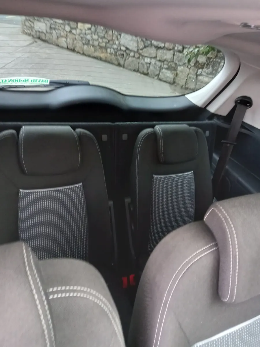 2012 Ford S-Max 1.6 Diesel - Image 2