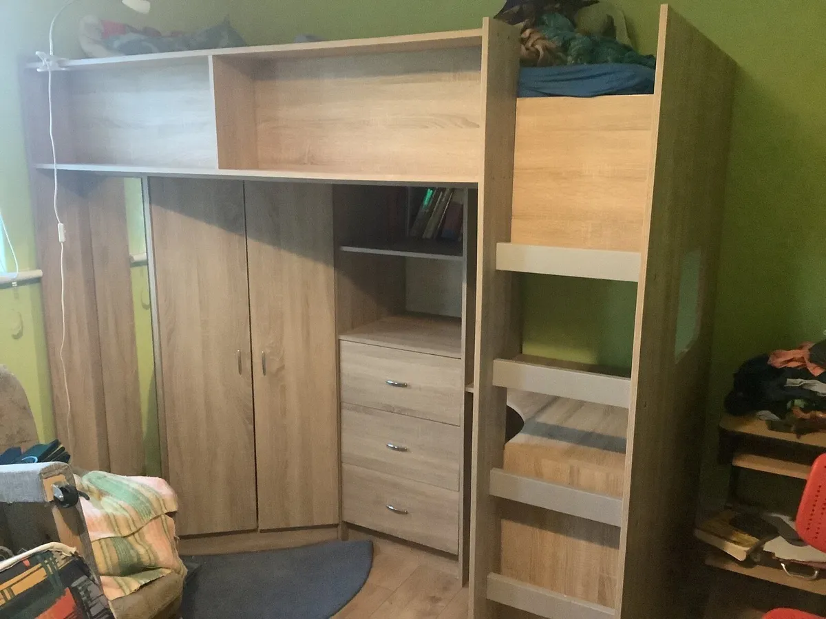 High sleeper bunk bed - Image 1
