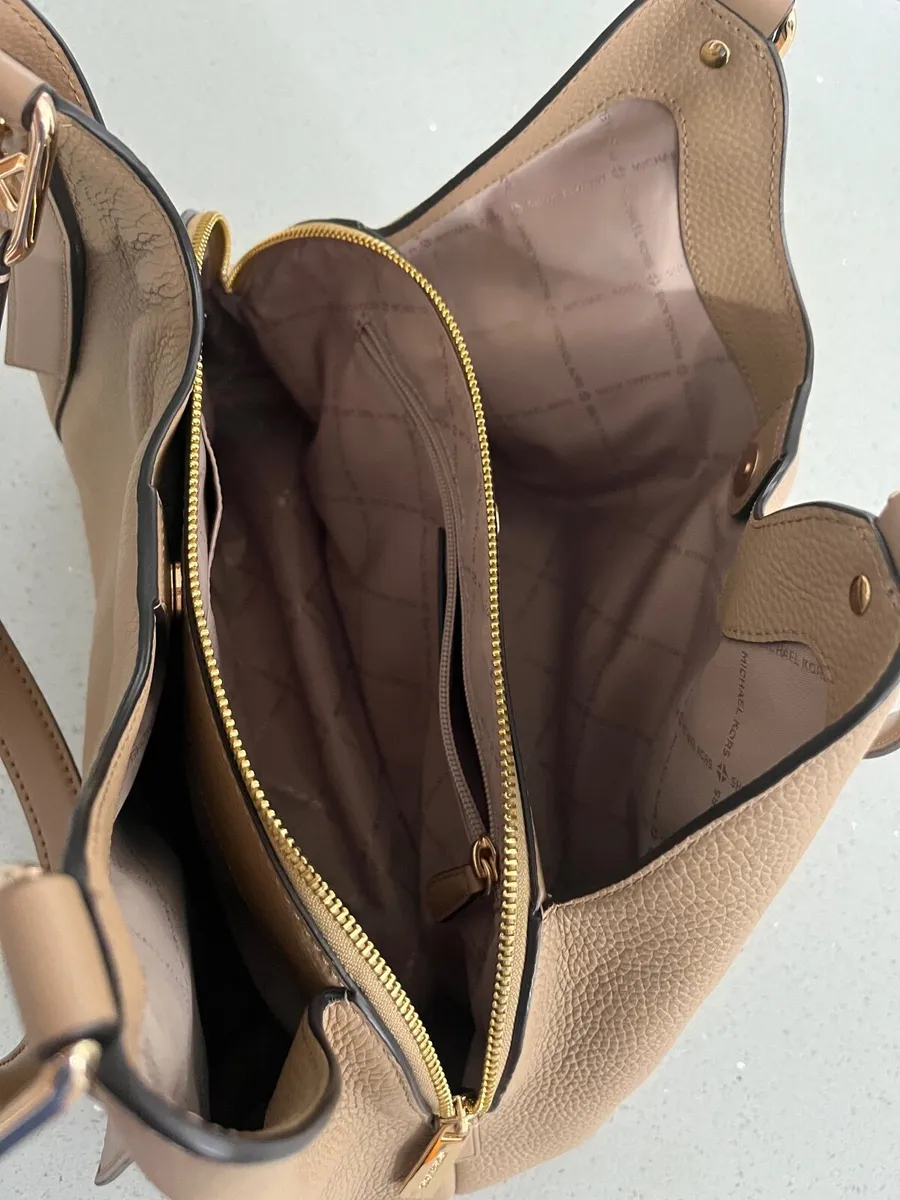 Michael Kors handbag - Image 2