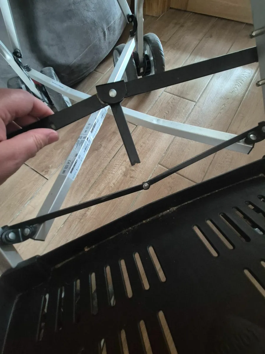 Special needs buggy - Image 4