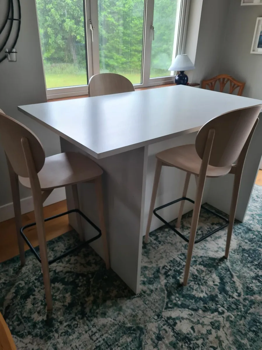 Kitchen high table/Island - Image 3