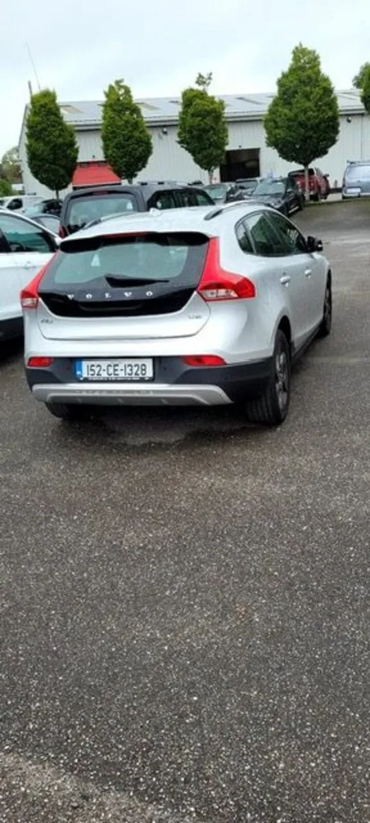 Volvo V40 2015 - Image 3