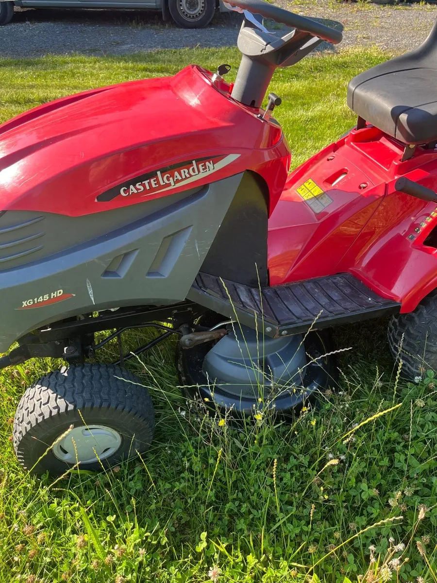 Ride on Tractor Lawnmower - Image 4
