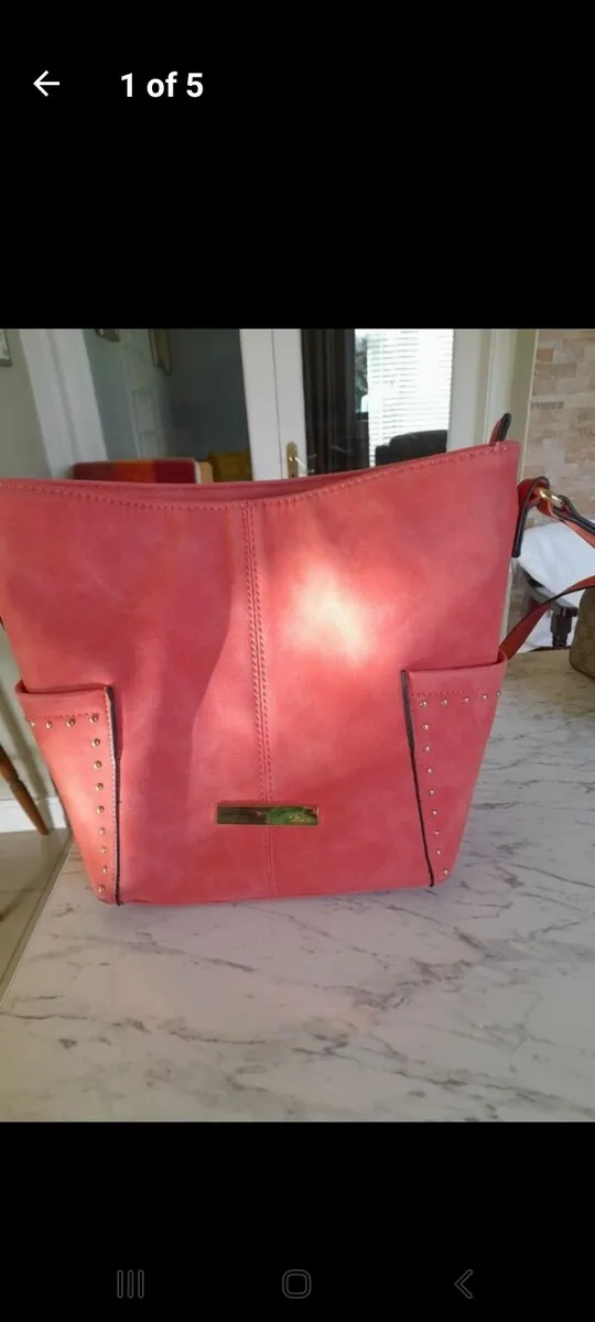 Ladies bag - Image 1