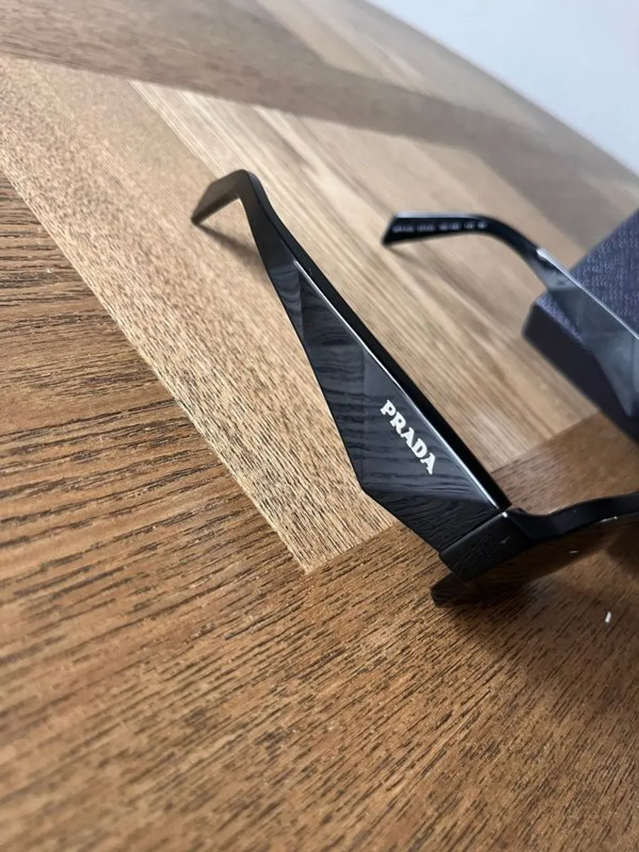 Genuine Prada Mens Sunglasses - Image 4