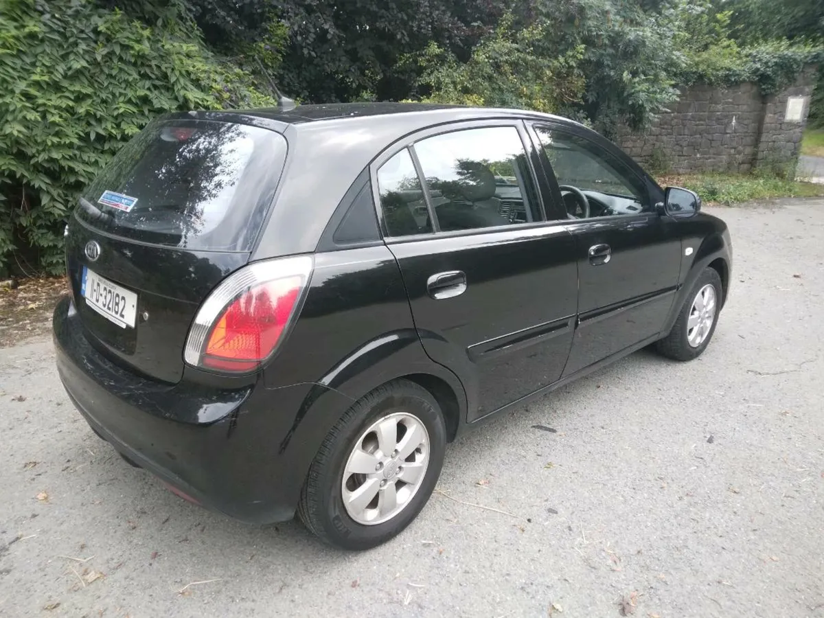2011 Kia Rio. New NCT. Very Low Mileage. - Image 3