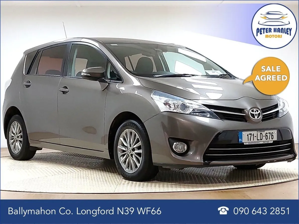 Toyota Verso 1.6 D-4d 112bhp Aura (7 Seater) - Image 1