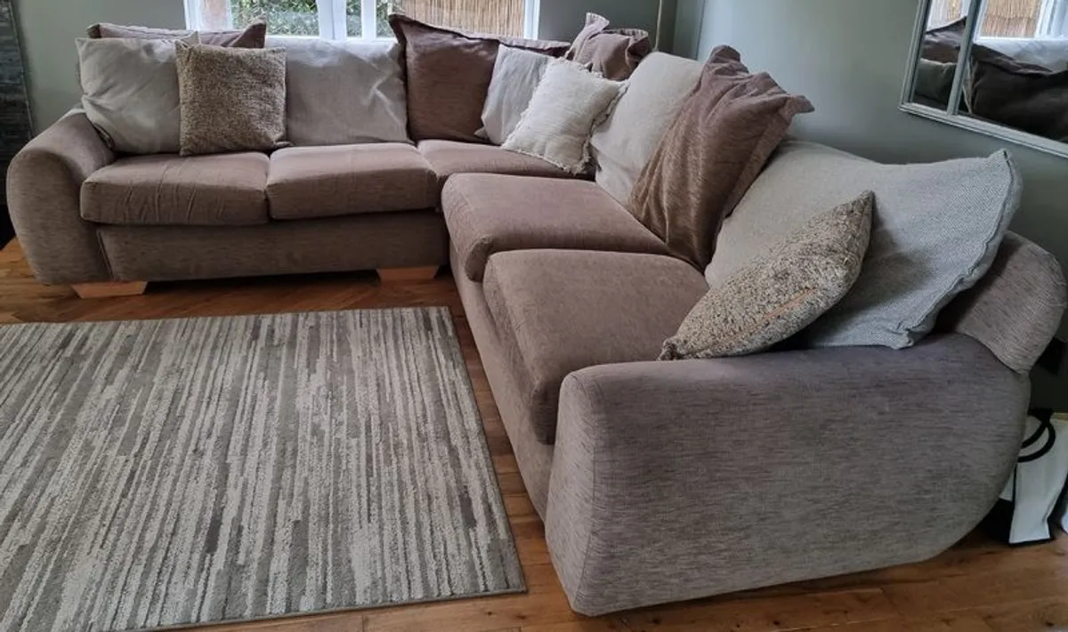 Corner Sofa - Image 3