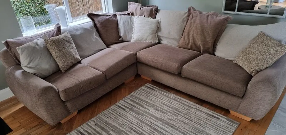 Corner Sofa - Image 4