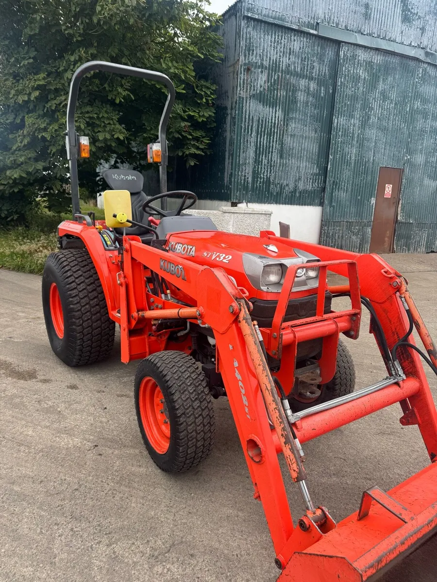 Kubota Compact Tractor - Image 4