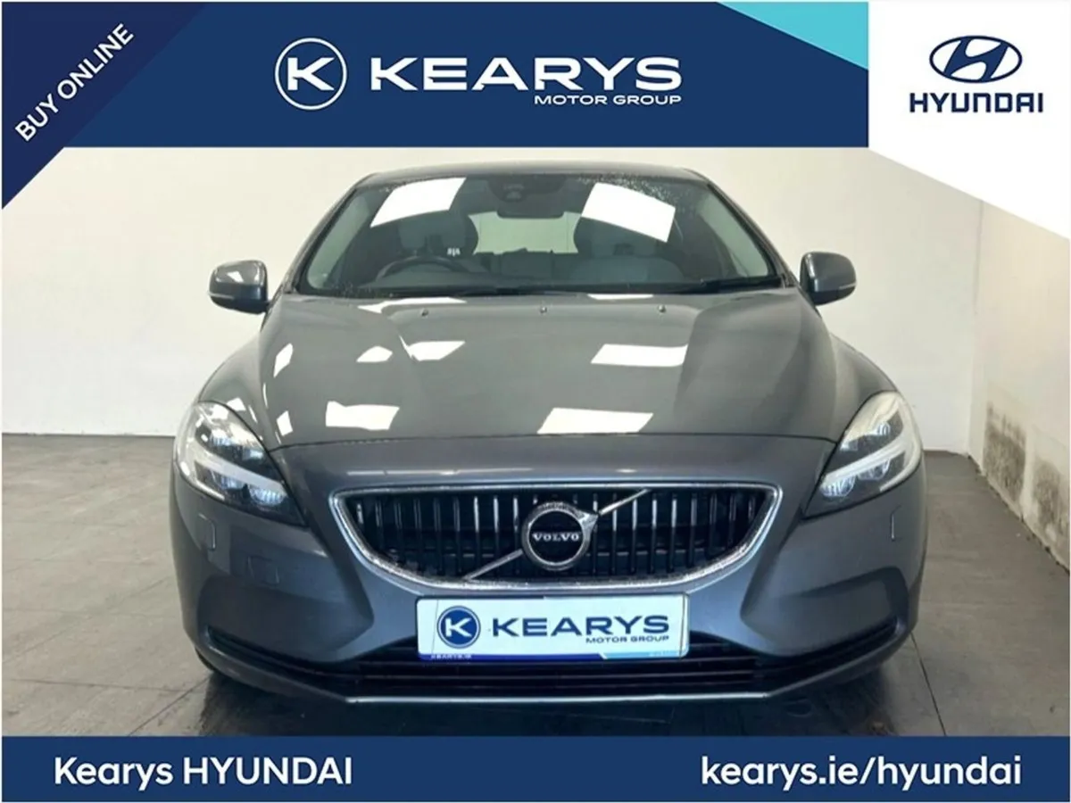 Volvo V40 D2 Momentum Edition - Image 3