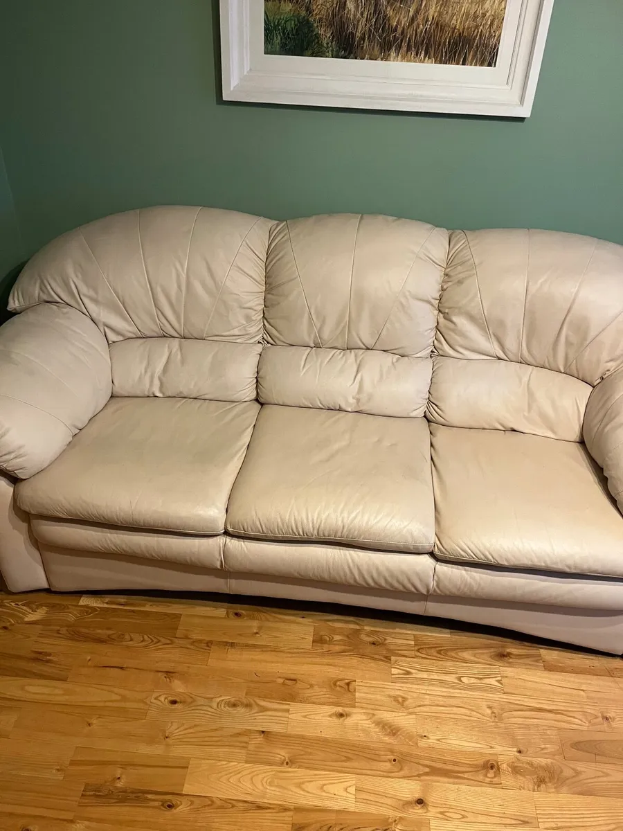 leather couch - Image 3