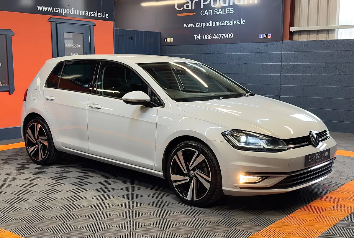 2017 Volkswagen Golf 1.2TSi Auto - UPGRADE ALLOYS - Image 3