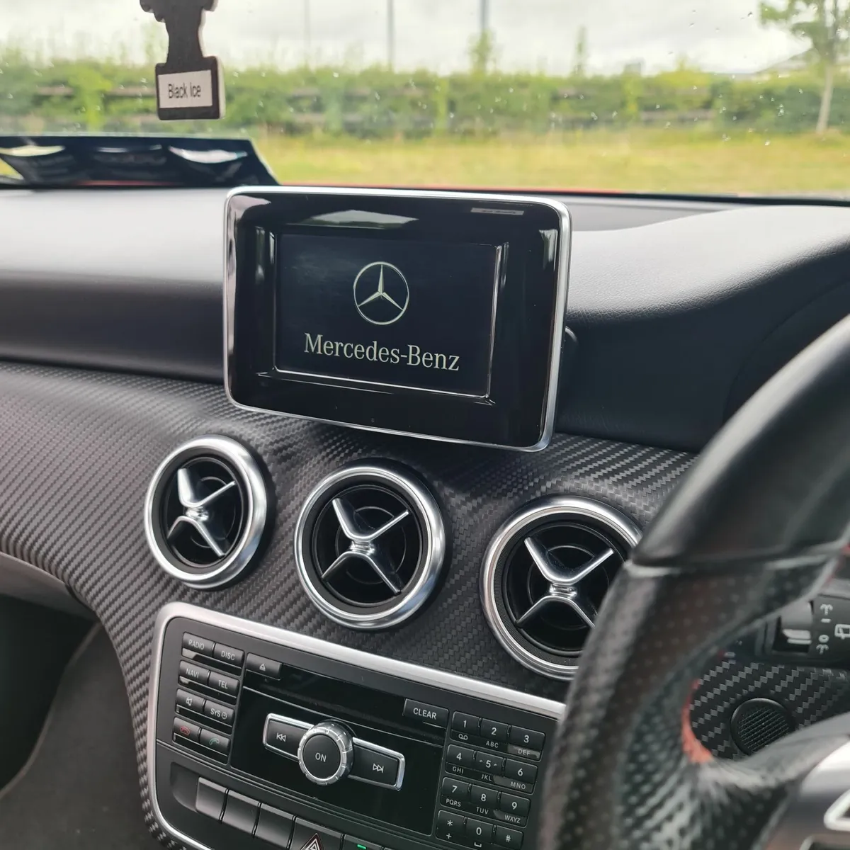 Mercedes-Benz A-Class 2014 - Image 2
