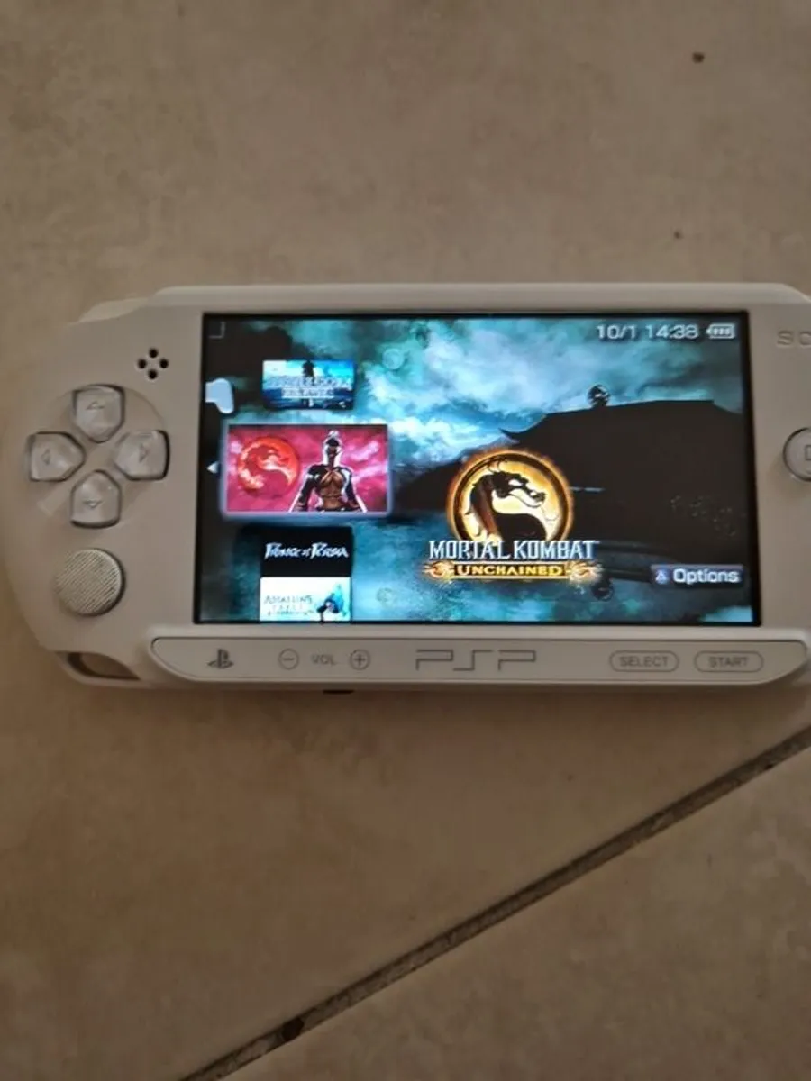 PSP E-1003 Modded - Image 2