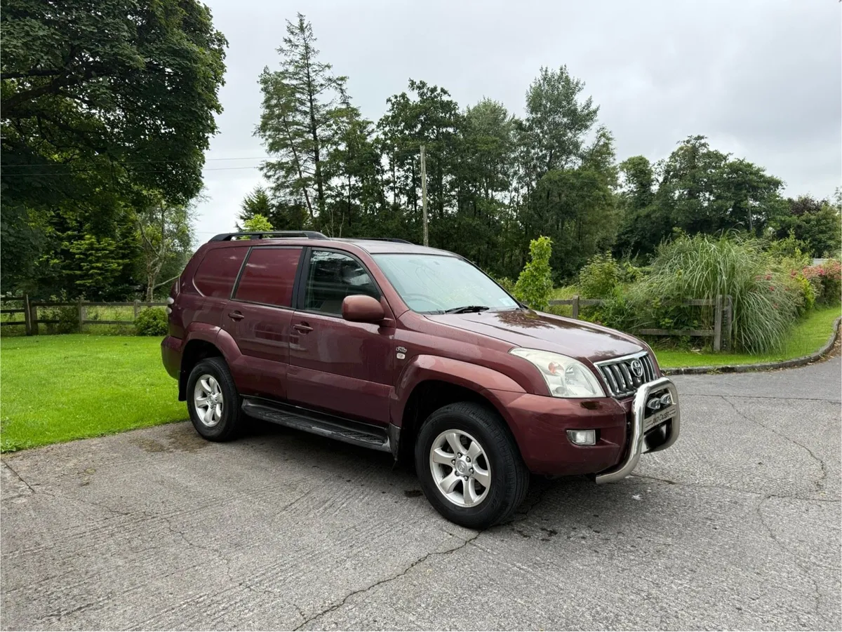 Toyota landcruiser LWB - Image 1