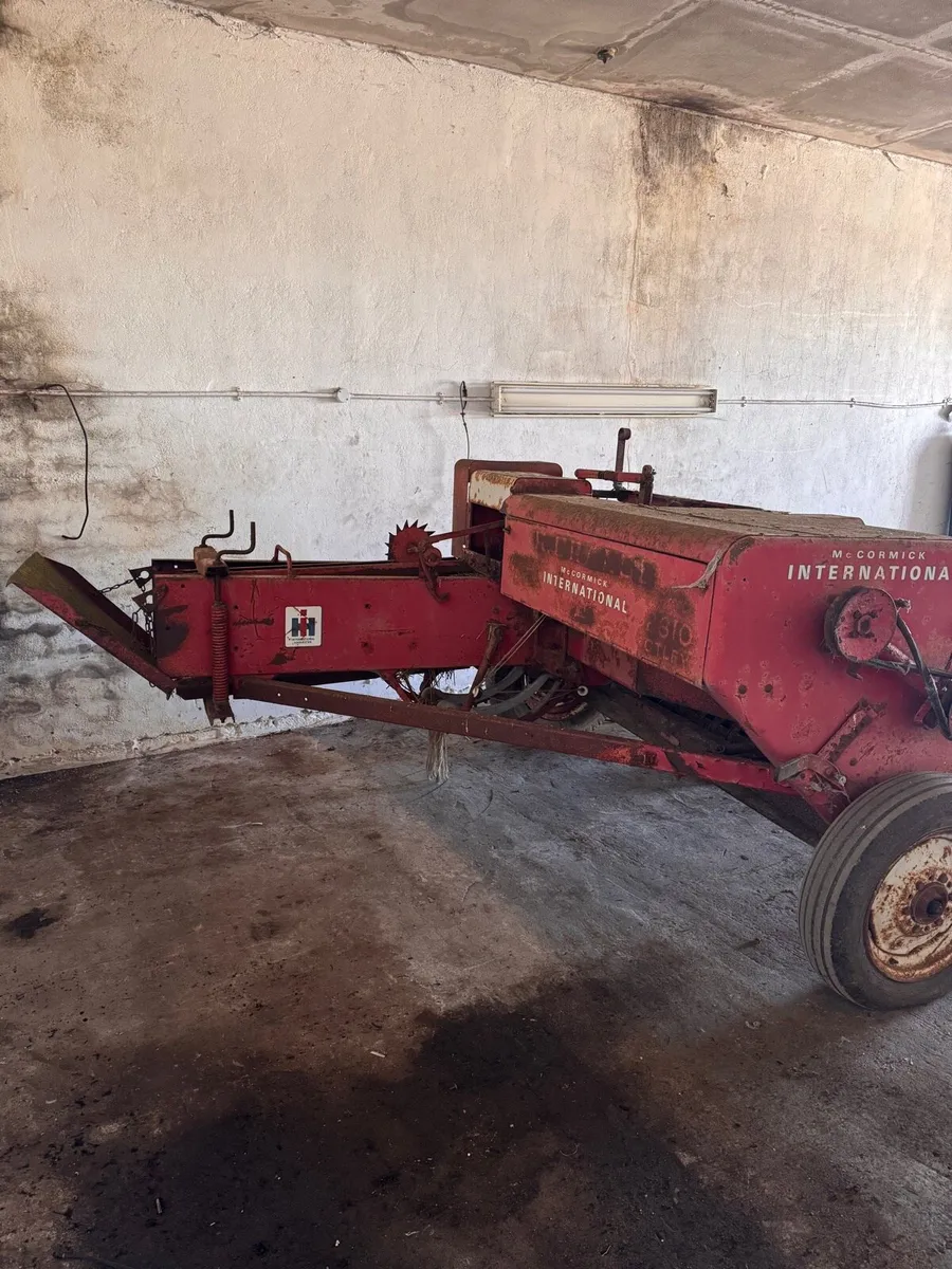 International B47 Baler - (no vat) - Image 3