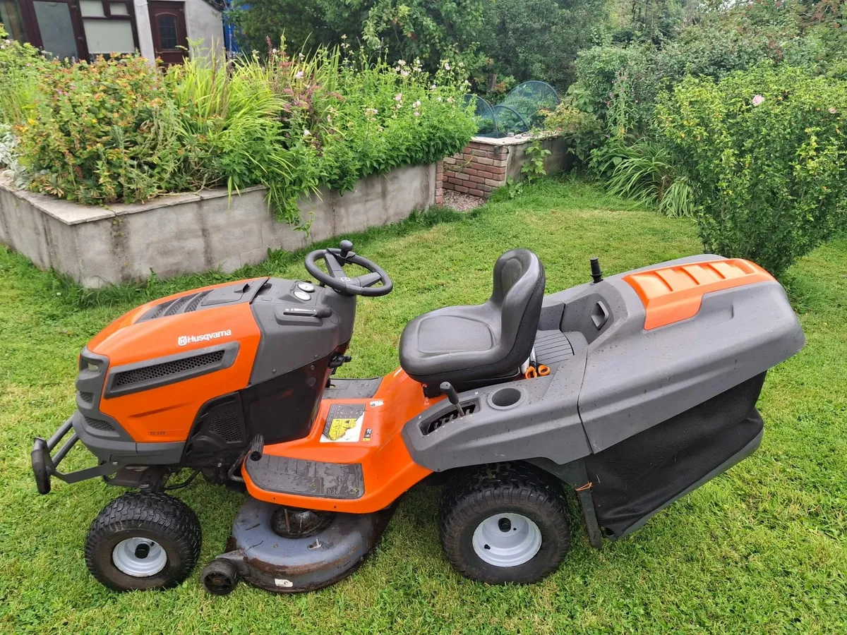 Husqvarna TC338 Mower - Image 4