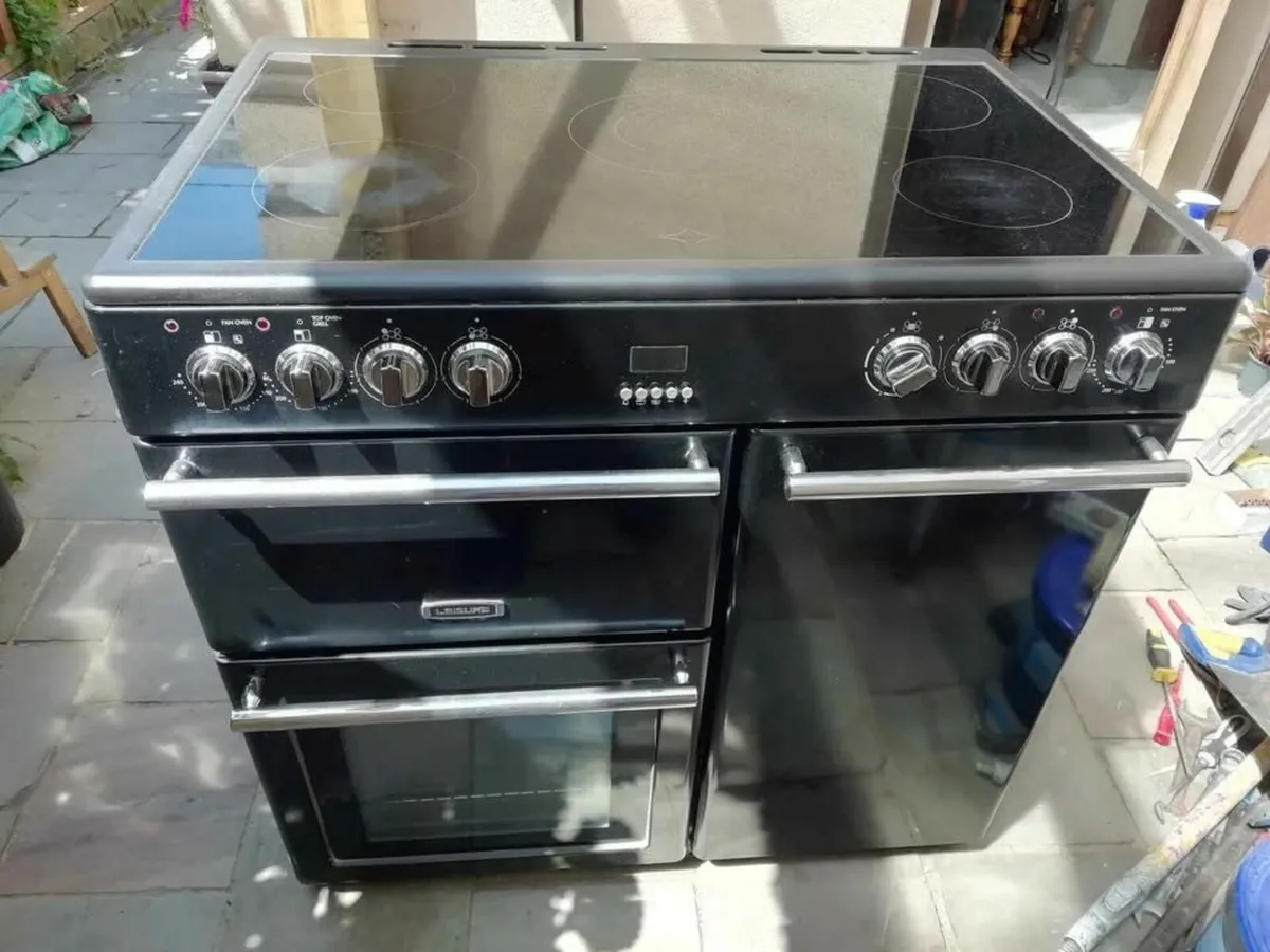 Cooking machine - Image 1