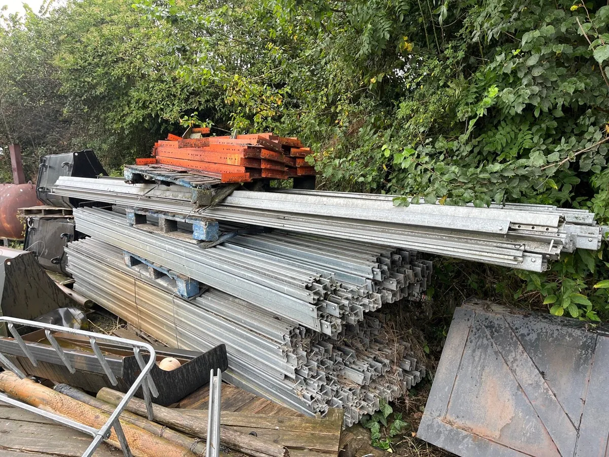 Galvanized purloins - Image 1