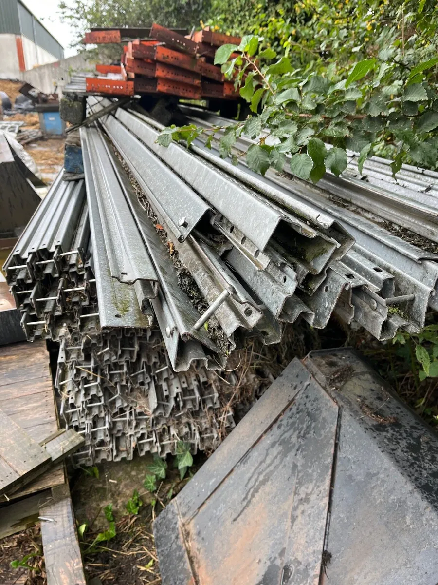 Galvanized purloins - Image 3