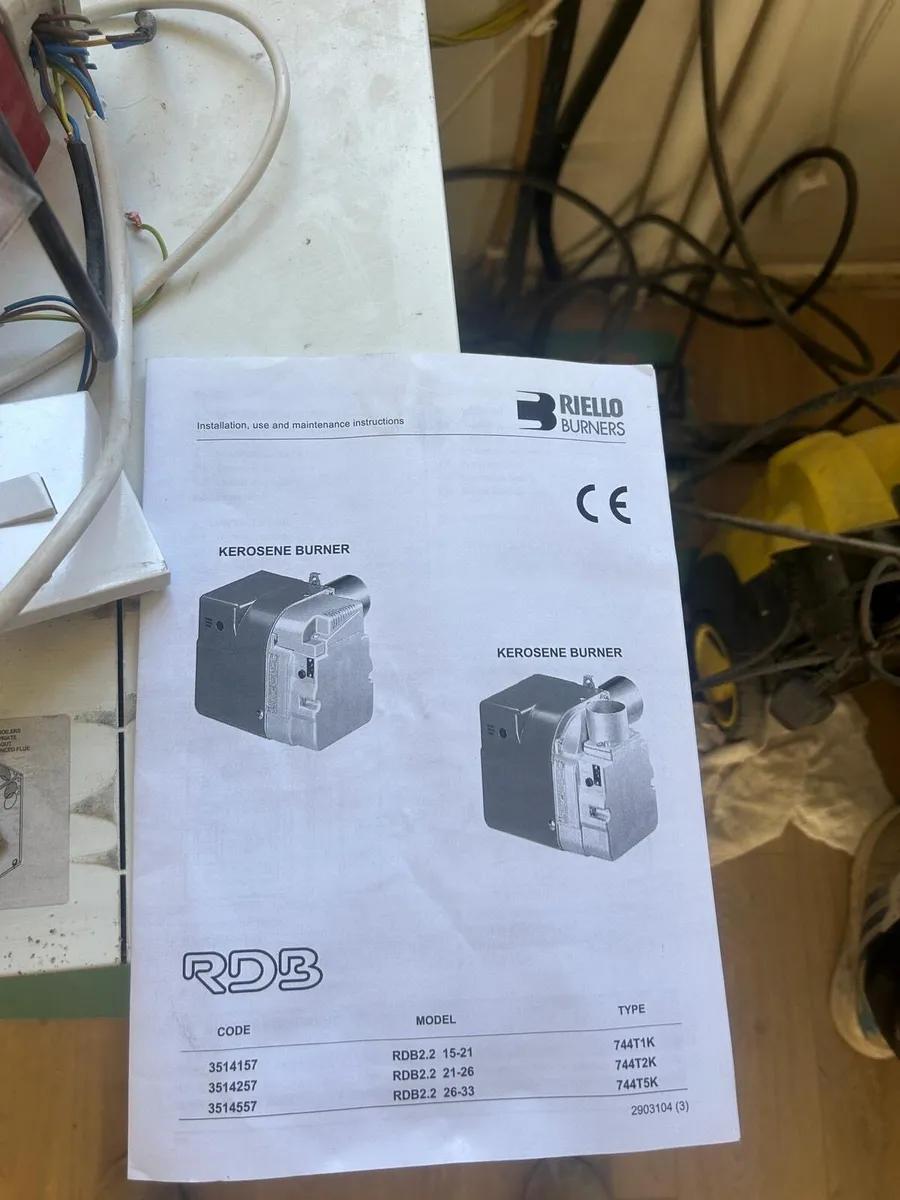 NEW Indoor Oil Burner (with manuals) - Image 4