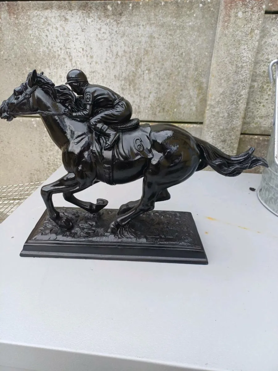 Vintage Horse Racing Figure - Image 2
