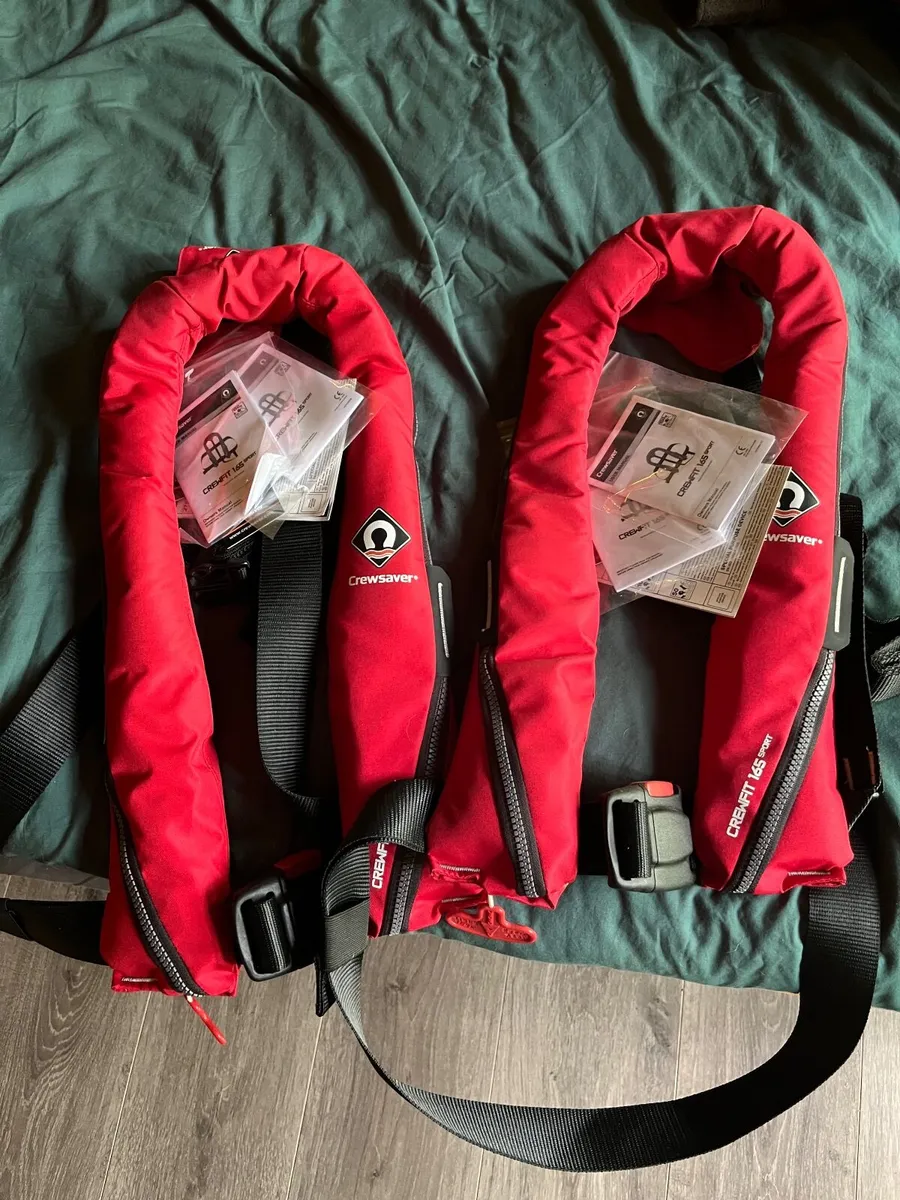 Crew saver life jackets