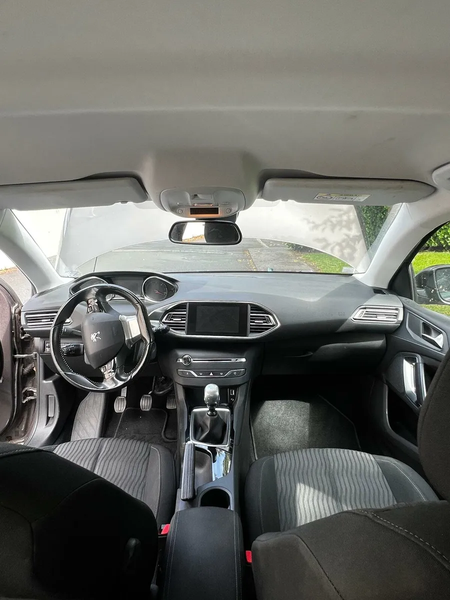 Peugeot 308 - Image 3