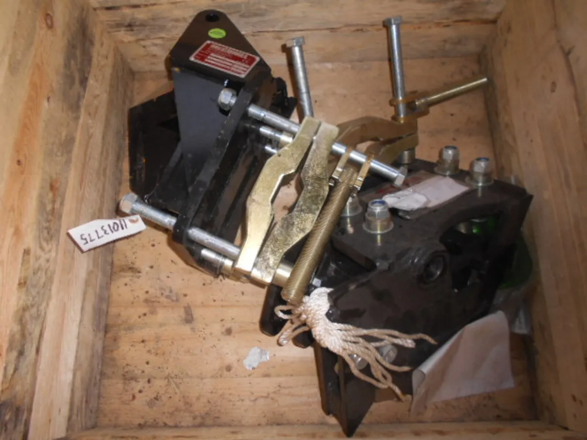 MCCONNEL MF 76/7700 SERIES BRACKETS - Image 3