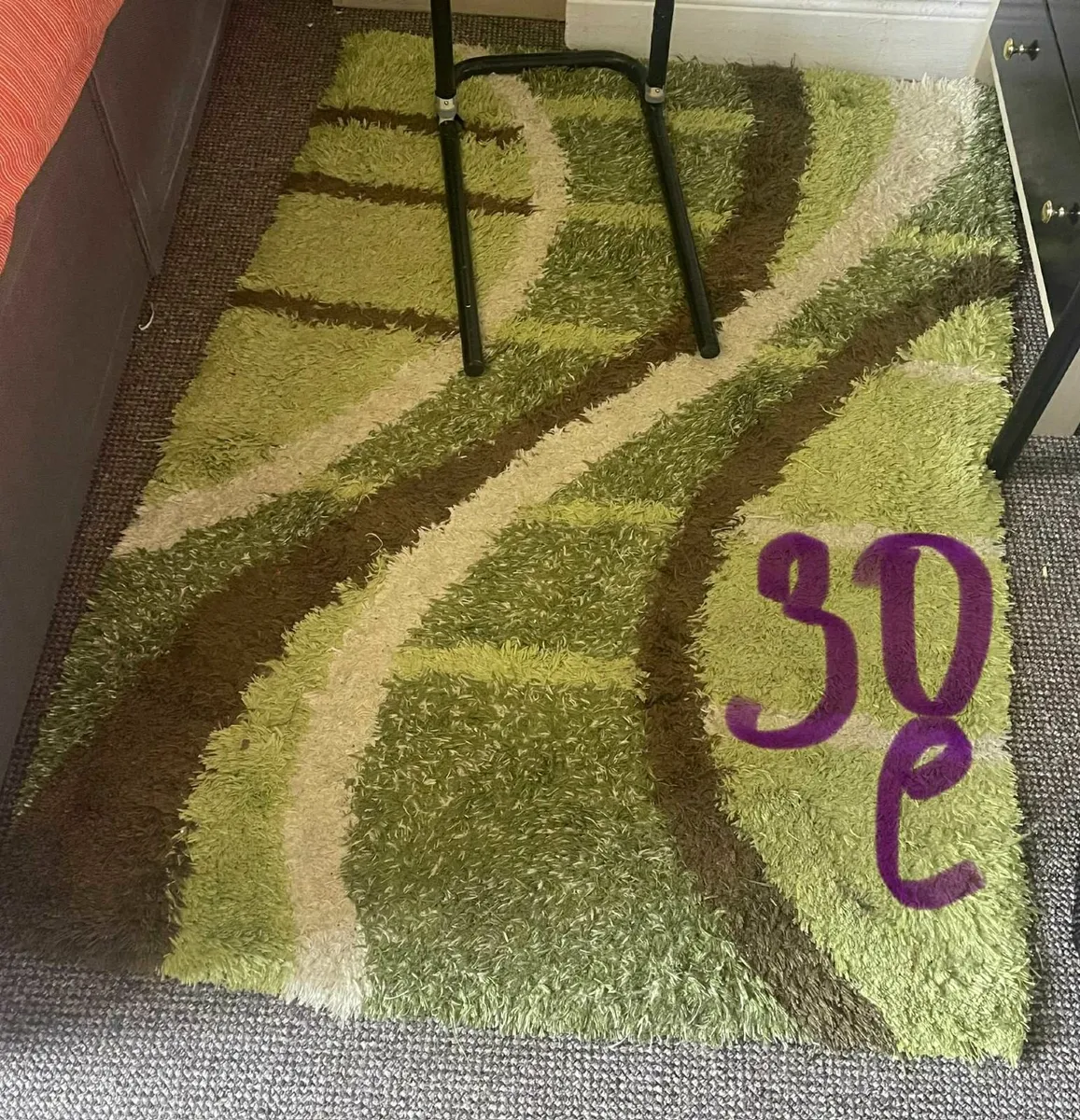 small rugs 2half ft x 4ft  green rug  5ftx4ft - Image 3