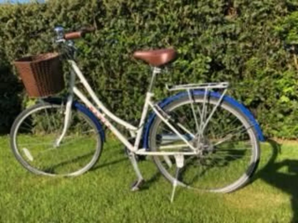 Ladies Bicycle - Image 1