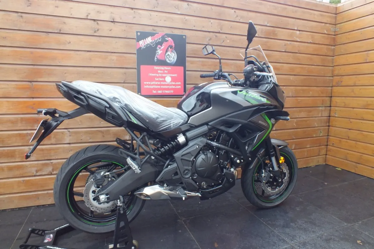 2025 (New) Kawasaki Verys 650 - Image 3