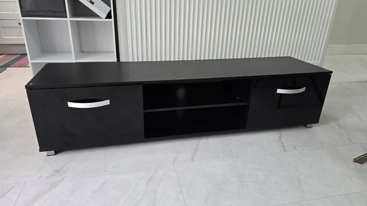 Tv unit - Image 1