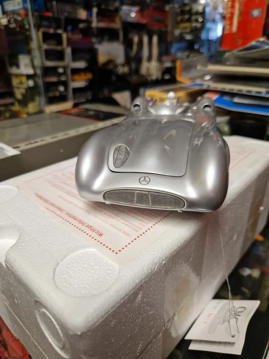 Corgi CMC Mercedes Benz 1.18 - Image 4