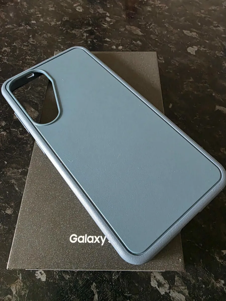 Samsung Galaxy S25 - Image 2