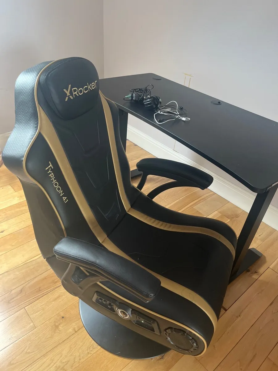 Gaming table & chair - Image 2