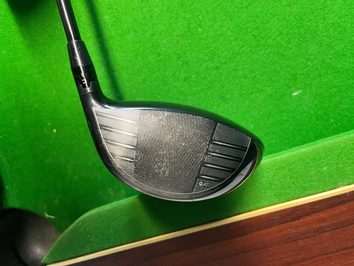 Left hand titleist tsi3 driver - Image 2