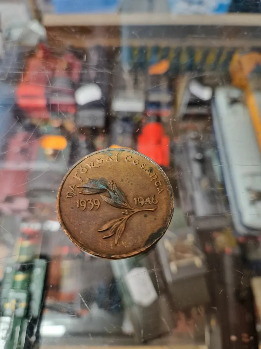 Vintage Irish Emergency Medal - Image 2