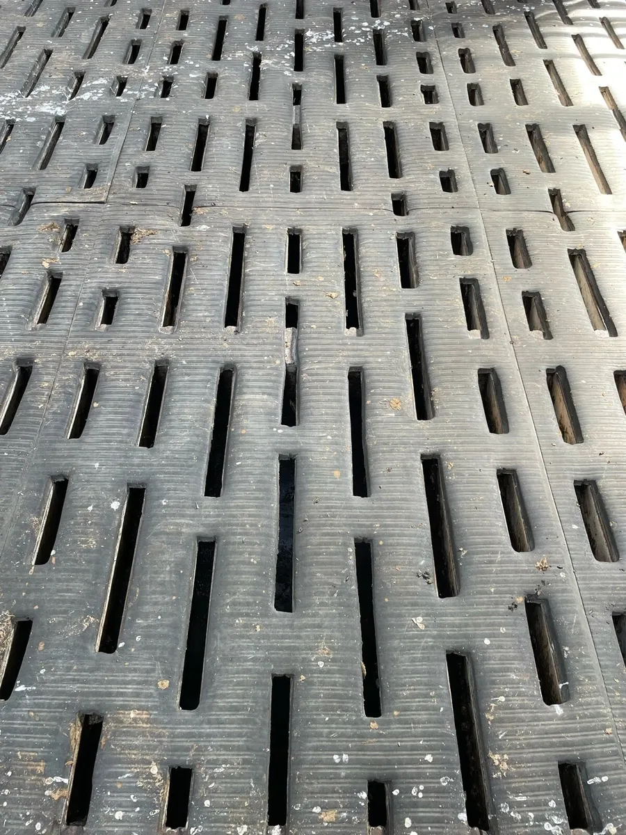 Rubber slat mats - Image 2