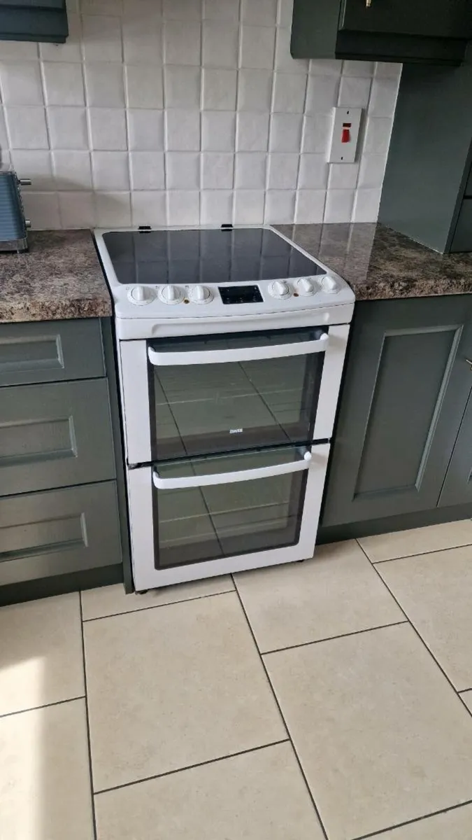 Zanussi 55cm Freestanding Cooker