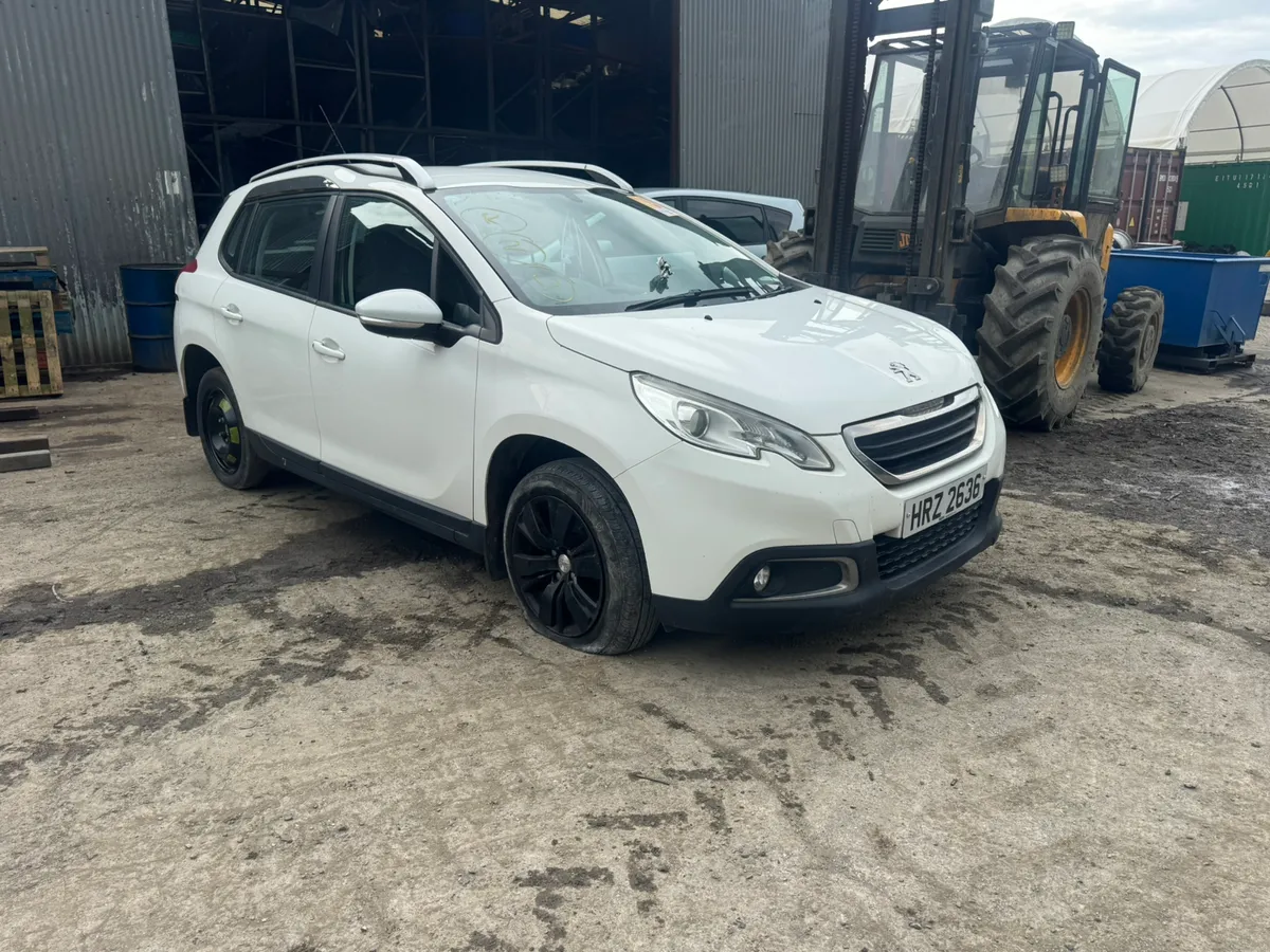 Breaking 2014 Peugeot 2008 1.6 HDI - Image 2