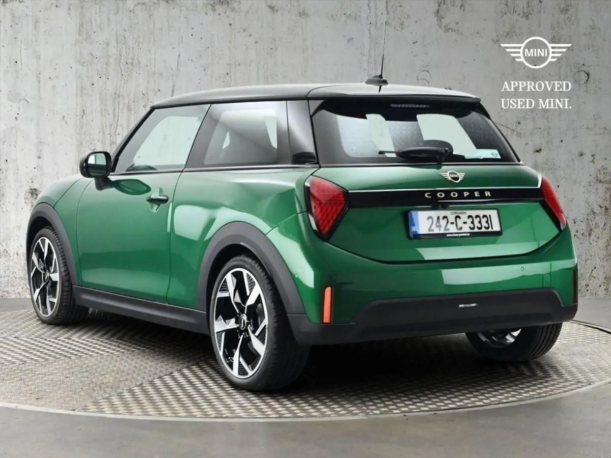 MINI HATCH Cooper C 3 Door - Image 2