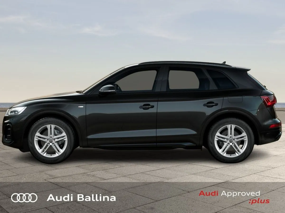 Audi Q5 S Line BLK ED 50tfsie Quattro - Image 3