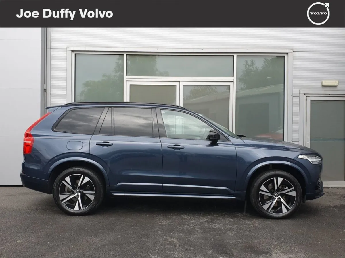Volvo XC90 Plus Dark T8 Phev - Image 2
