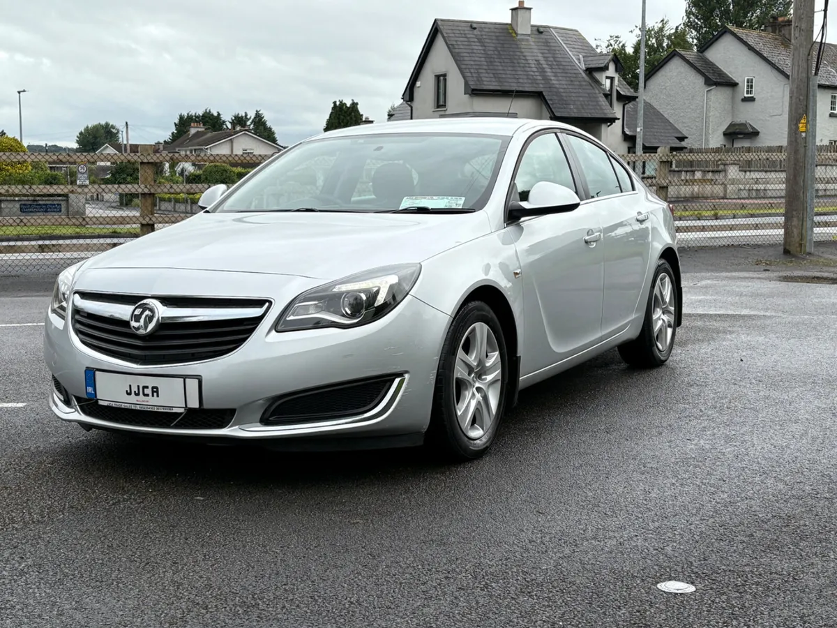 ABSOLUTELY IMMACULATE (162) INSIGNIA - Image 1