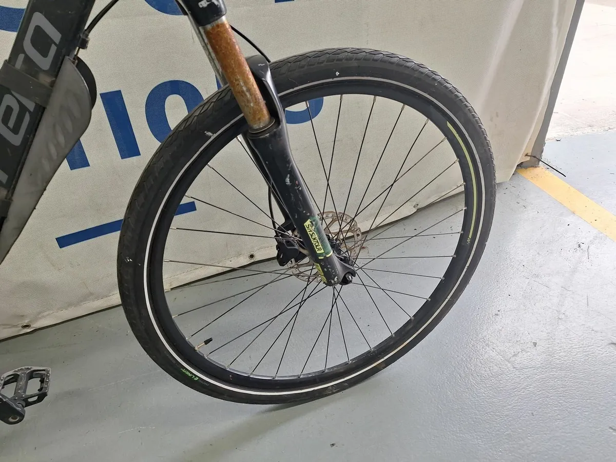 Online Auction Of A  Mountain  Bike & More! - Image 3