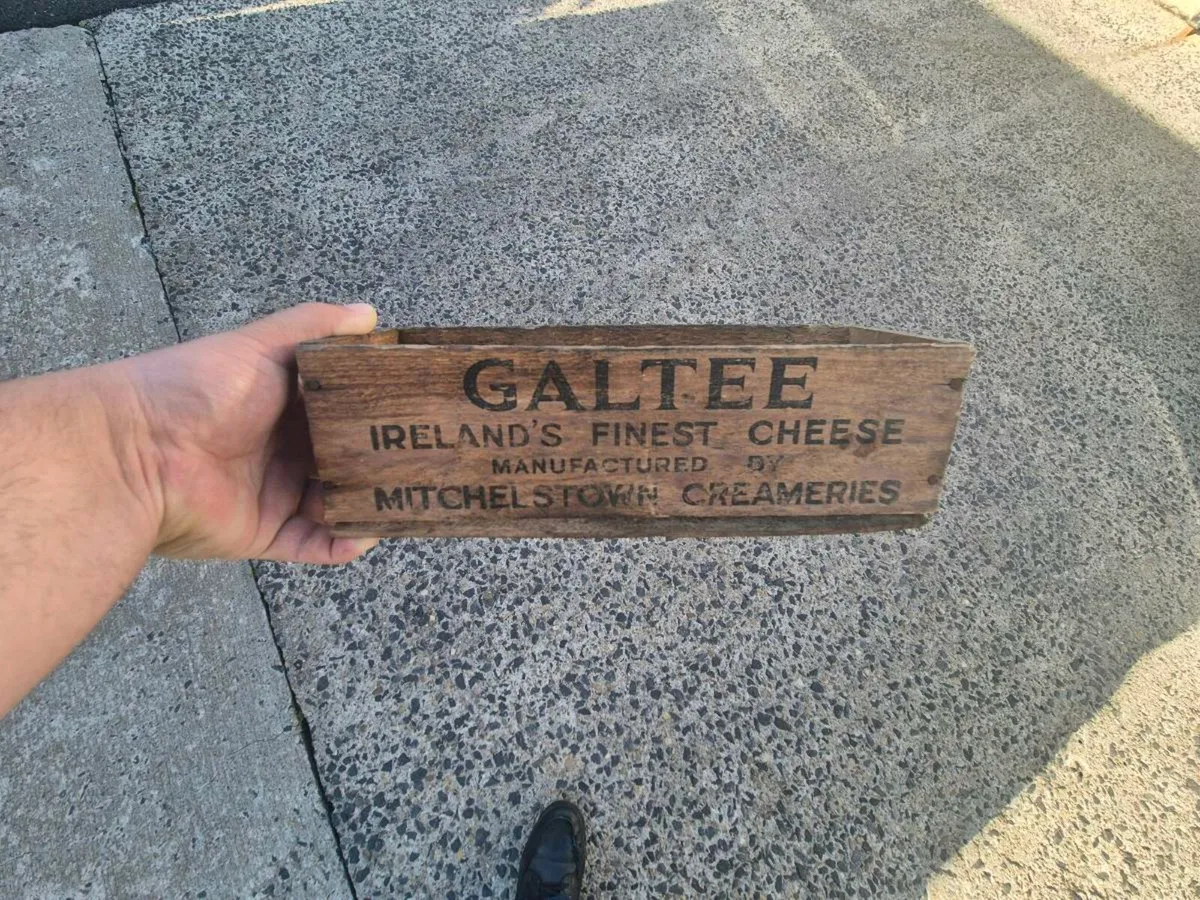 vintage wooden box for "Galtee Ireland's - Image 1