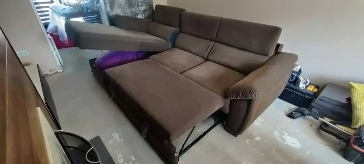 Corner sofa bed - Image 1